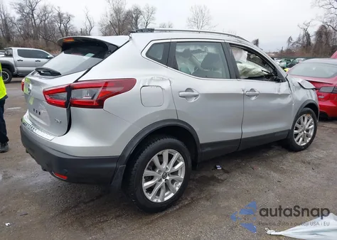 2022 Nissan Rogue Sport Sv Fwd Xtronic Cvt из США, поврежденный, VIN JN1BJ1BV2NW582260
